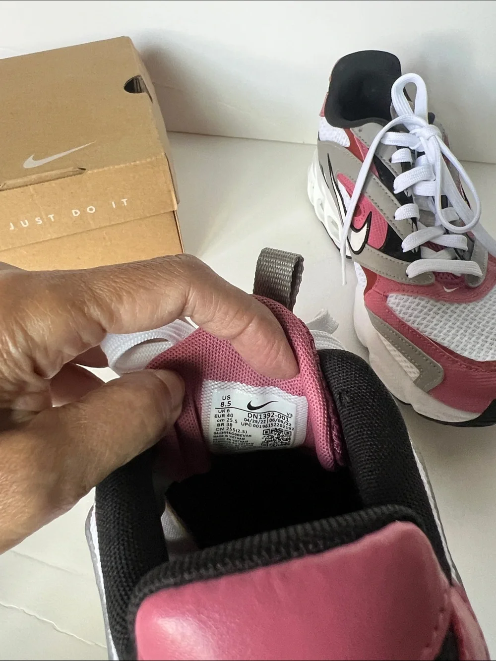 Nike Zoom Air Pink, White & Gray Running Sneakers